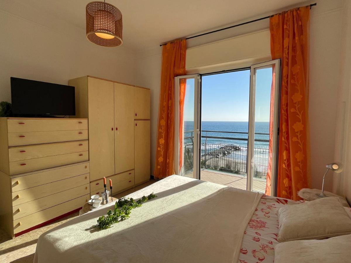 Appartement Rivamare 3 Locali Di Fronte Al Mare à Marina dʼMarina dʼAndora Extérieur photo